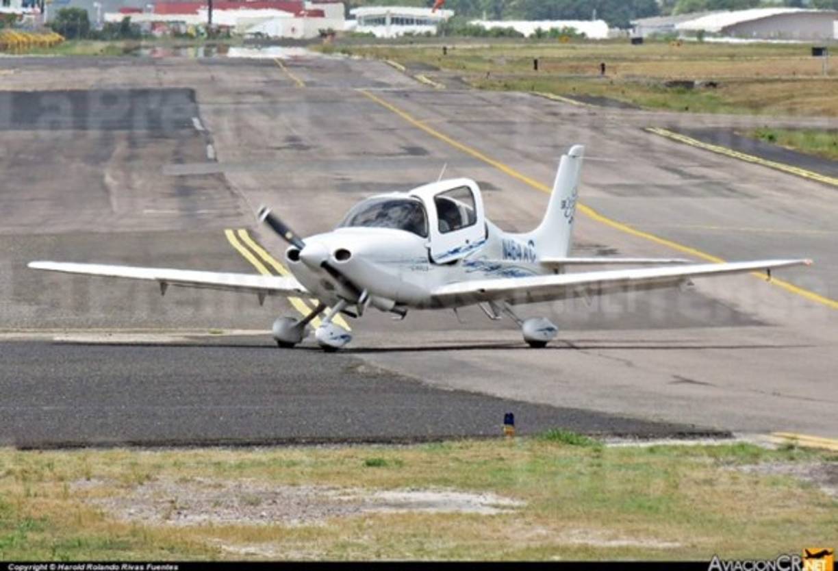 En Tegucigalpa se embargó de forma preventiva una Cirrus SR20 N464AC propiedad de la familia Rosenthal.