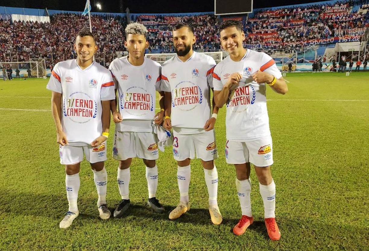 El Alajuelense está en busca de una figura del Olimpia. El equipo tico quiere reforzar su medio campo con uno de los cuatro fantásticos que tiene el campeón. Edwin Rodríguez, José Mario Pinto, Jorge Álvarez o Carlos Pineda, uno de ellos tiene posibilidades de jugar en Costa Rica.