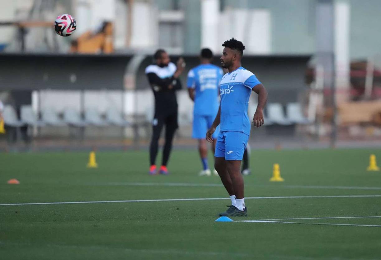 Juan Carlos Obregón confía en rendir en su primer llamado a la Bicolor Mayor.