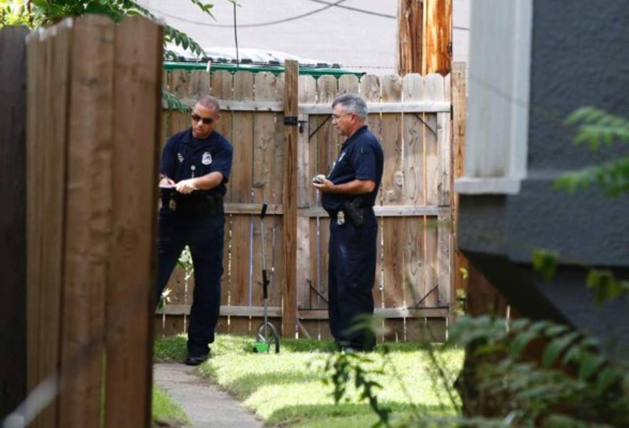 Un oficial de policía dio muerte a un joven afroamericano de 13 años que portaba un arma de aire comprimido, tras sospechar que ese joven había participado en un robo a mano armada. El hecho ocurrió en la ciudad de Columbus, capital del estado de Ohio, en donde las autoridades han iniciado una investigación sobre el incidente ocurrido la noche del miércoles 14 de septiembre.