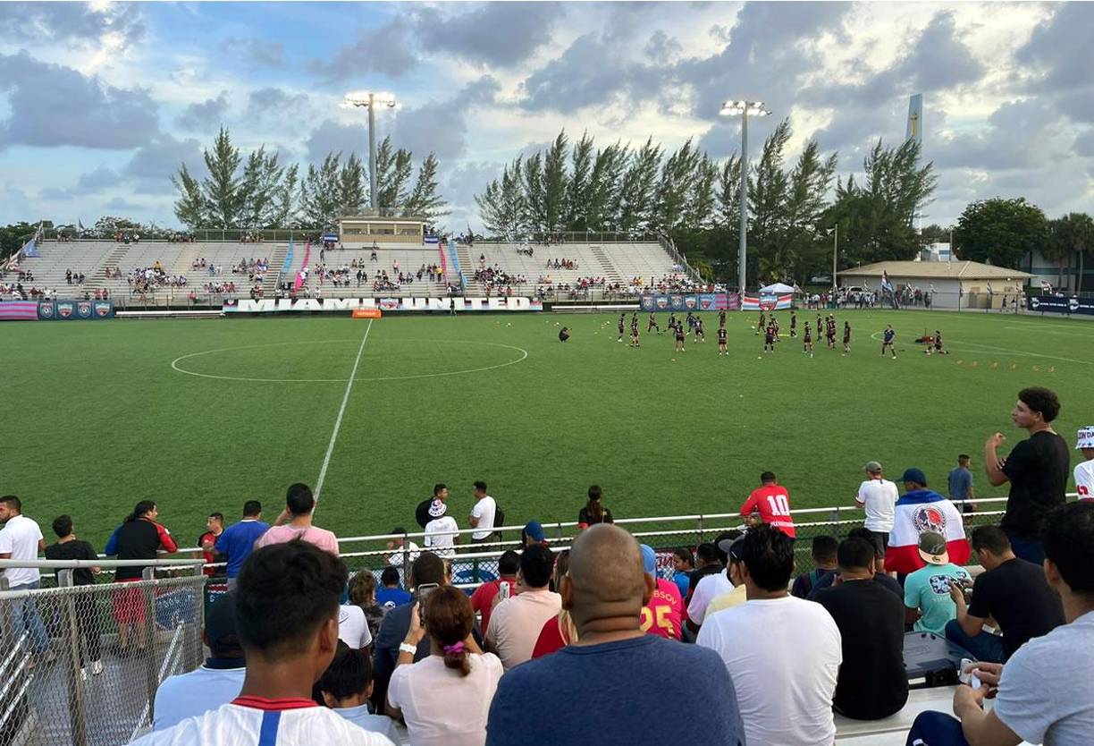 Olimpia cerró su gira por Estados Unidos con este amistoso frente al Miami United.