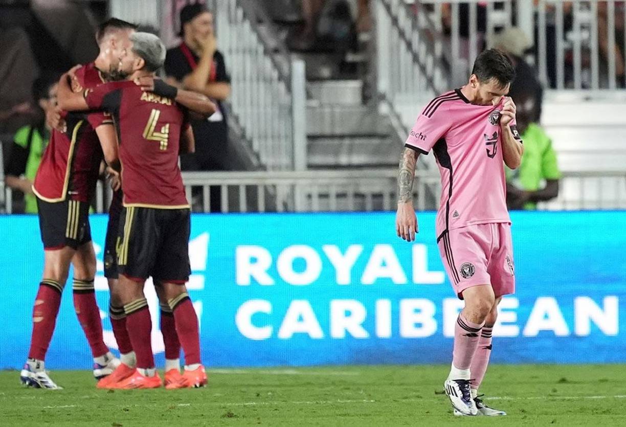 El lamento de Messi tras uno de los goles del Atlanta United que eliminó al Inter Miami.