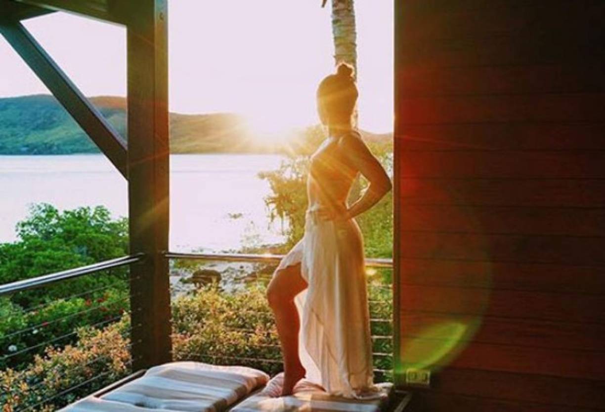 Lo'eau LaBonta, es la novia del jugador hondureño Roger Espinoza. Junto al catracho han decidido disfrutar de las vacaciones en Australia.