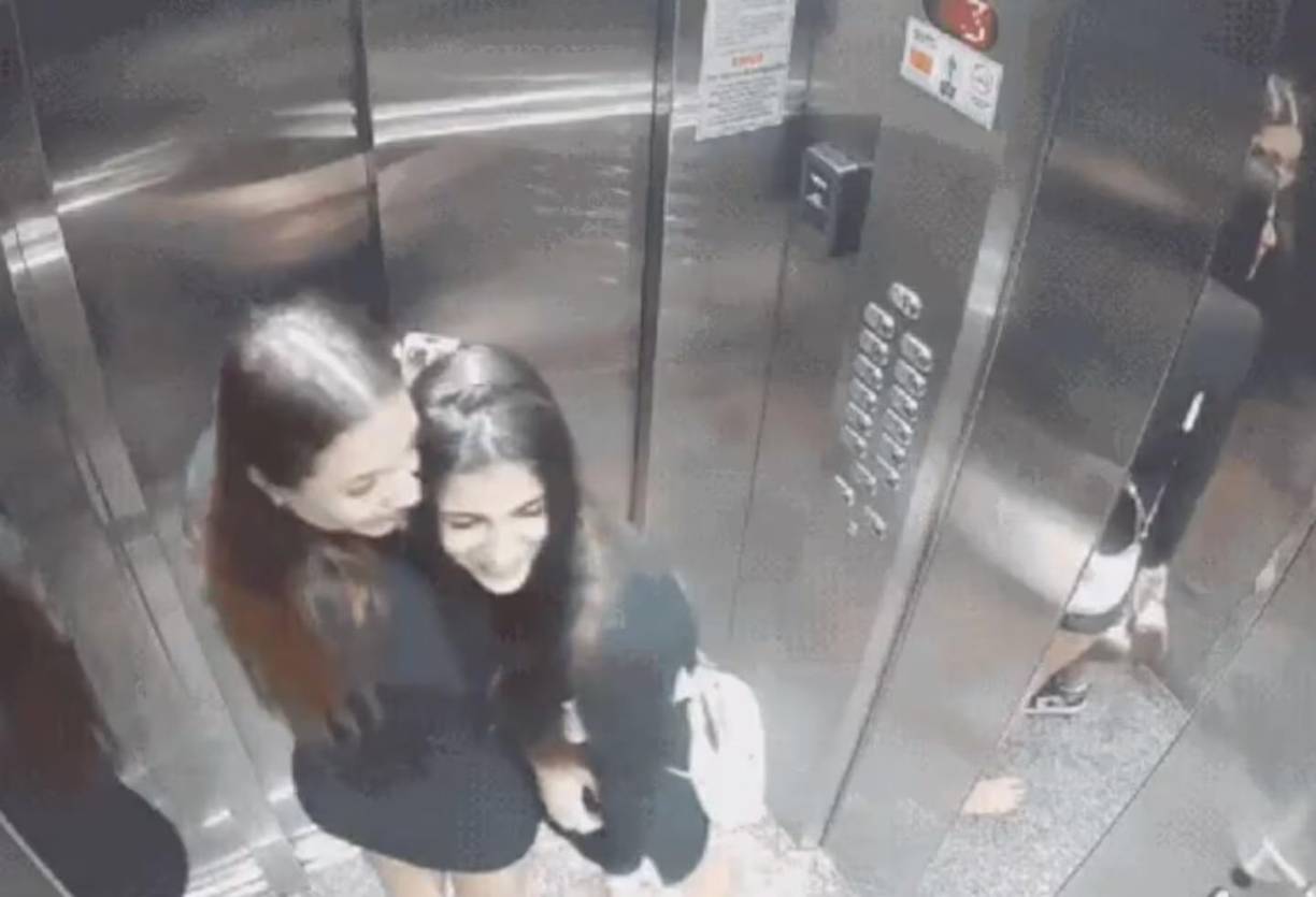 En un giro insólito, se confirmó que momentos antes del crimen, Rafaela y Marcelly tuvieron un encuentro íntimo en el departamento de Praia Grande. 