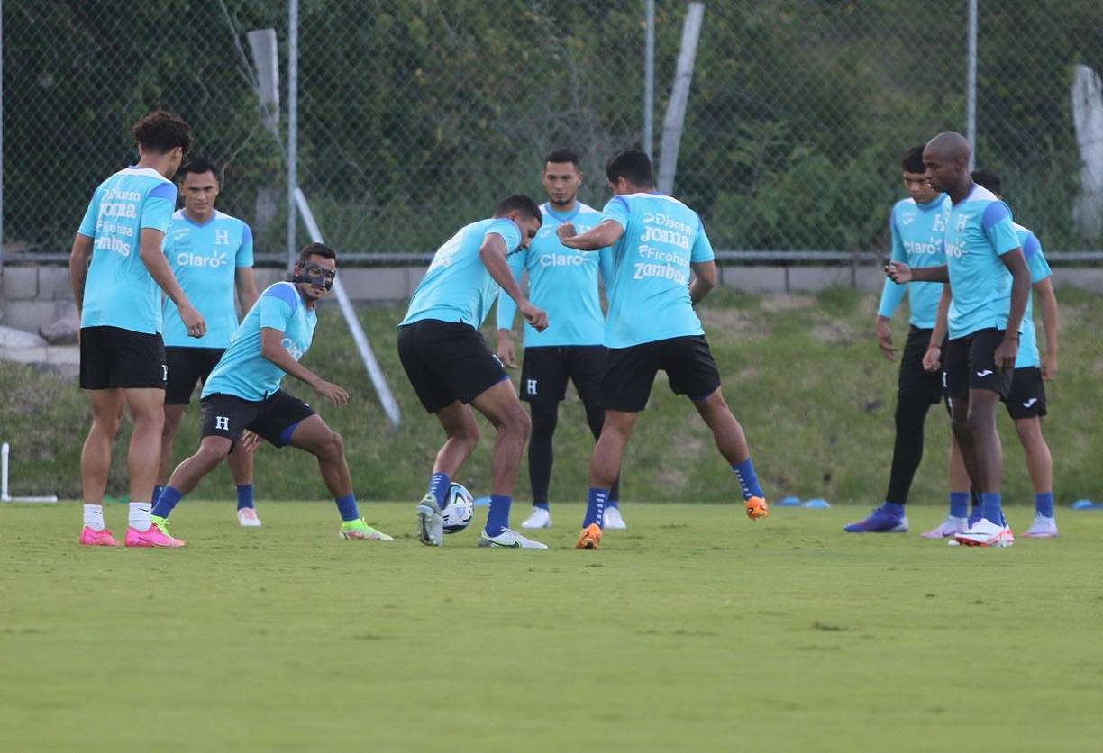 La Selección de Honduras dejó atrás el mal resultado logrado en Jamaica y ahora ponen su mirada en el duelo de este martes ante Granada, rival al que se enfrentarán en el estadio Nacional Chelato Uclés.