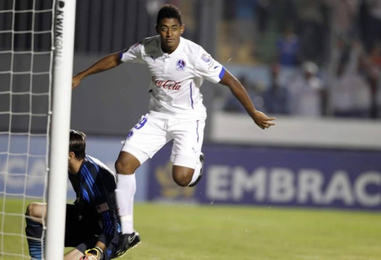 Anthony Lozano tras vencer al portero Jake Gleeson del Portland Timbers.