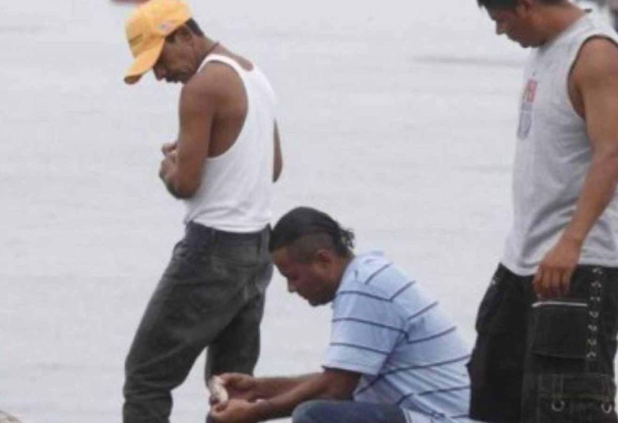 Los vicios acabaron con la carrera de uno de los prominentes futbolistas hondureños a inicios del 2000. Confesó que llegó a ganar sueldos arriba de 70 mil lempiras y consumió en cocaína alrededor de dos millones de lempiras de su fortuna.