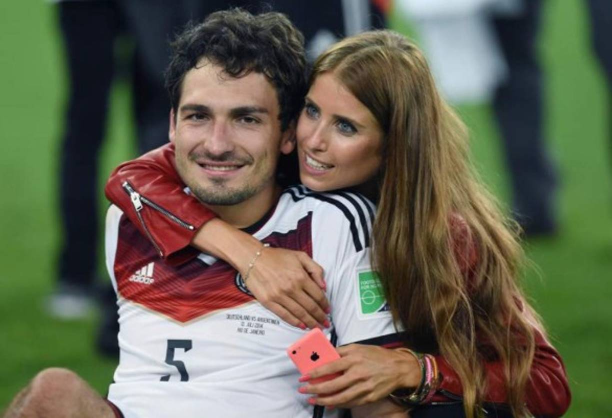 Cathy Fischer es la pareja sentimental del zaguero alemán Mats Hummels.