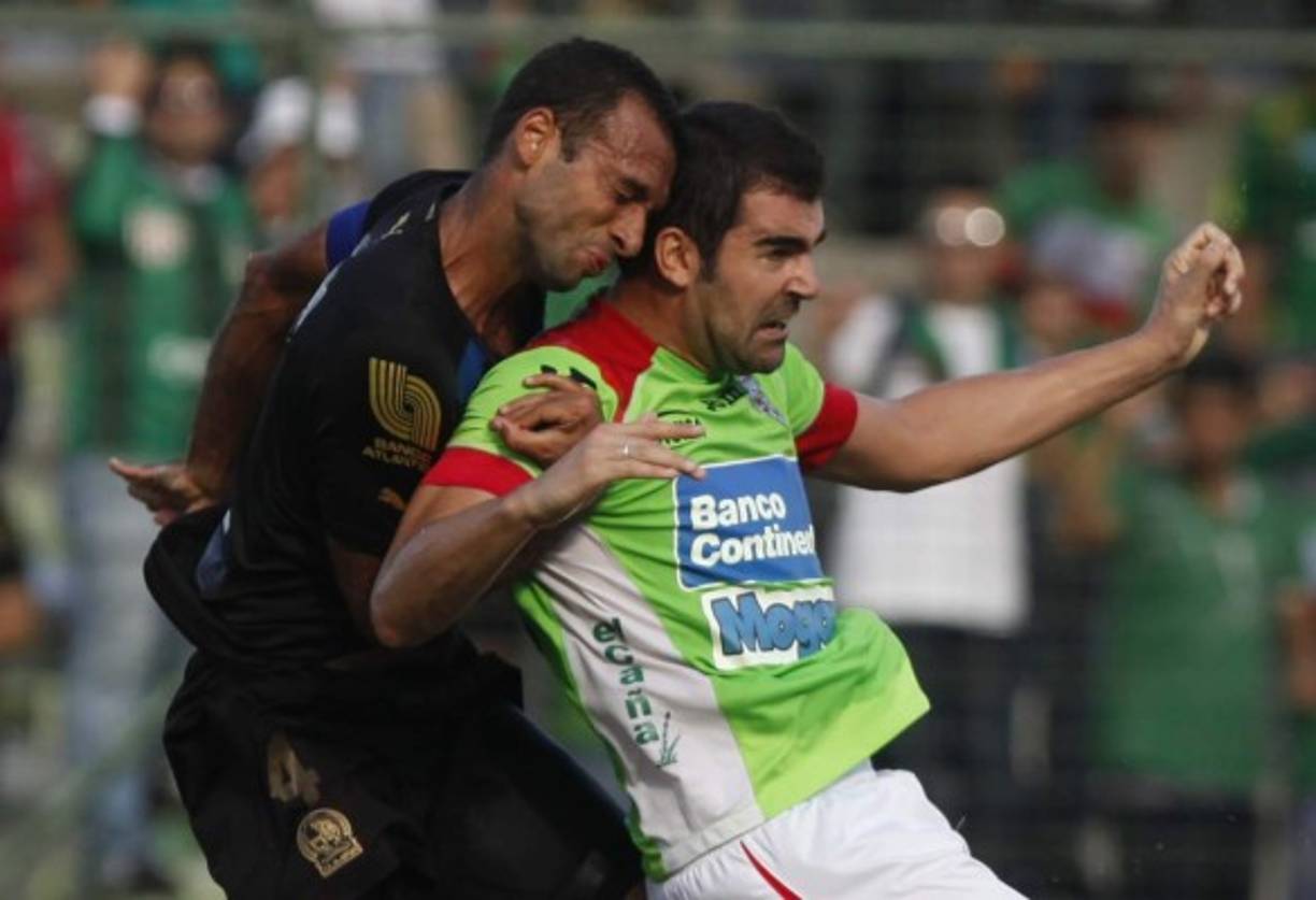 Olimpia venció la tarde del 14 de septiembre del 2013 0-2 al Marathón y desde entonces no ha podido ganar. Los goles fueron de Carlos Will Mejía y Antony Choco Lozano.