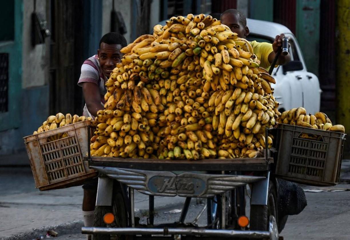 “Las métricas muestran un colapso casi total del tráfico en internet desde Cuba”, afirmaba en Twitter Netblocks, que confirmaba después en otro mensaje que el incidente duró “unas siete horas”.