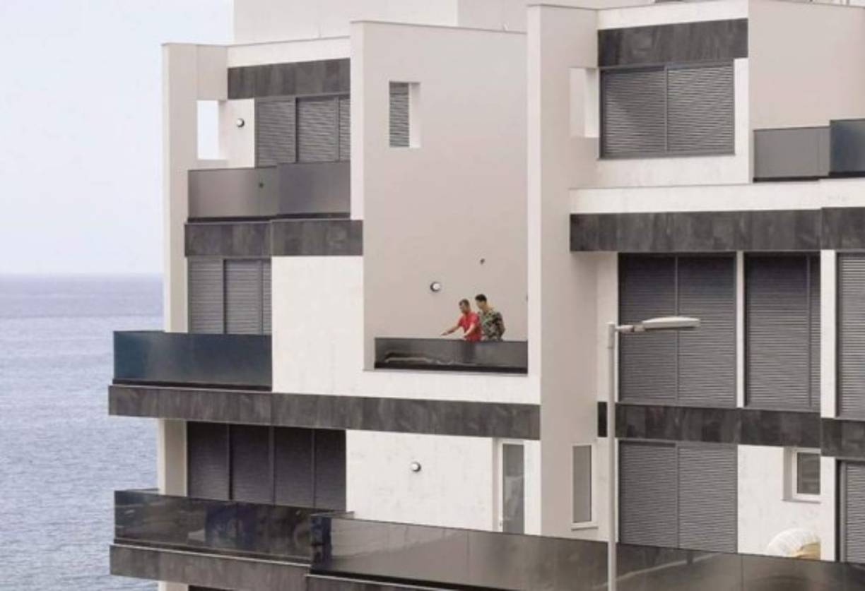 Cristiano Ronaldo adquirió esta lujosa mansión en agosto de 2019.