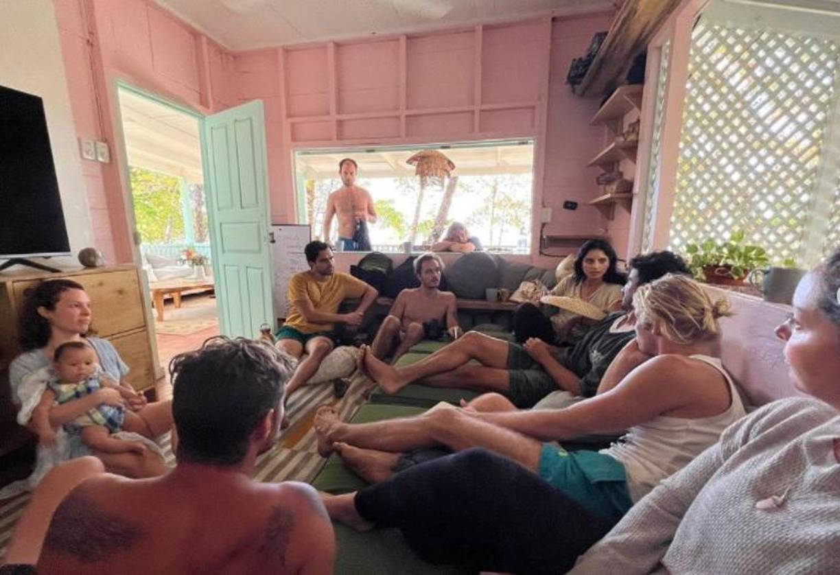 “Curiosamente a finales del año pasado nos visualicé en un lugar así, lo pedí desde el corazón y cada cosa que vi se cumplió (a pesar de que yo no sabía de la existencia de este lugar); Siempre me ha maravillado cómo la intención desde el corazón crea realidades y me corrobora lo poco que usamos esa magia”, continuó.