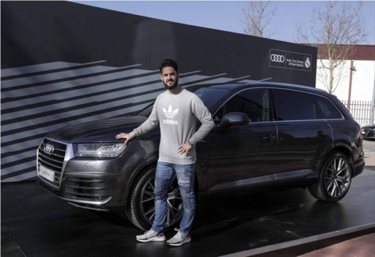 Isco Alarcón eligió el modelo Q7 50 TDI quattro tiptronic en color gris daytona con un precio de 77270 euros.