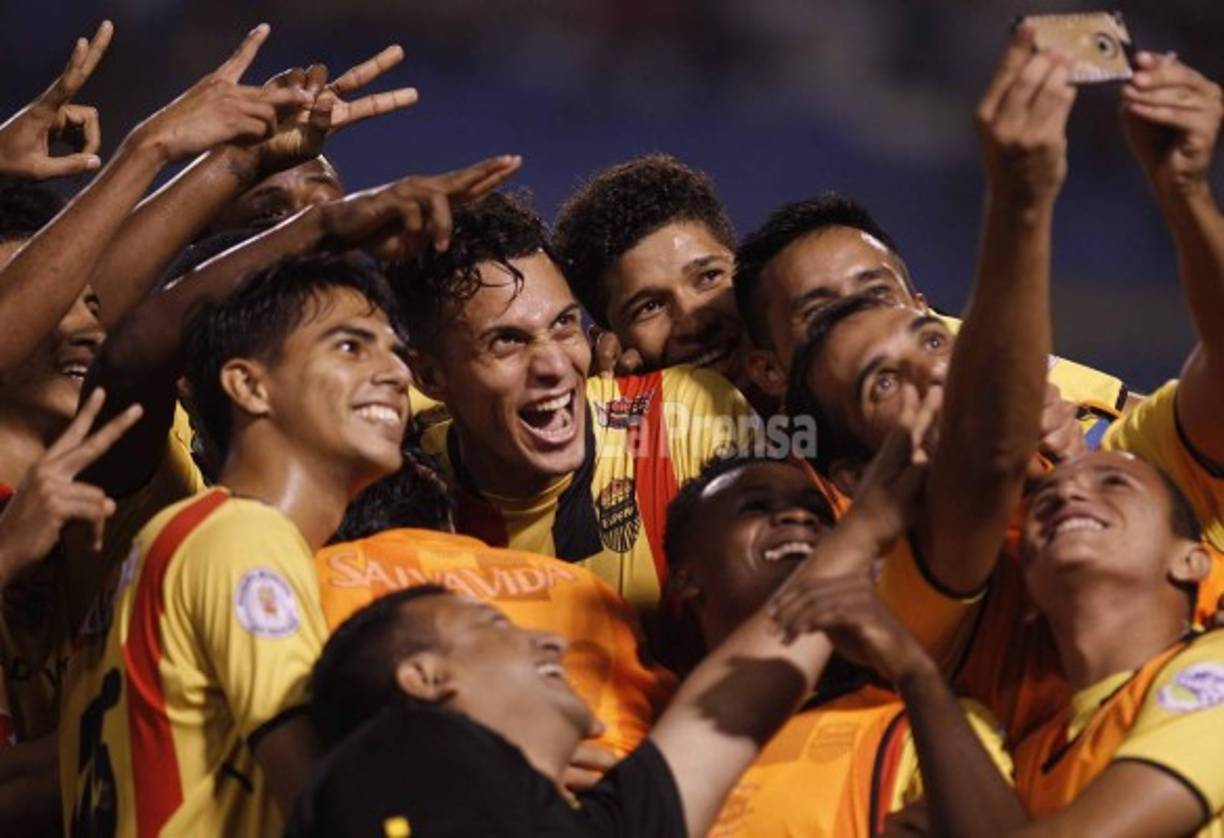 Tras uno de los goles, celebraron con una selfie.