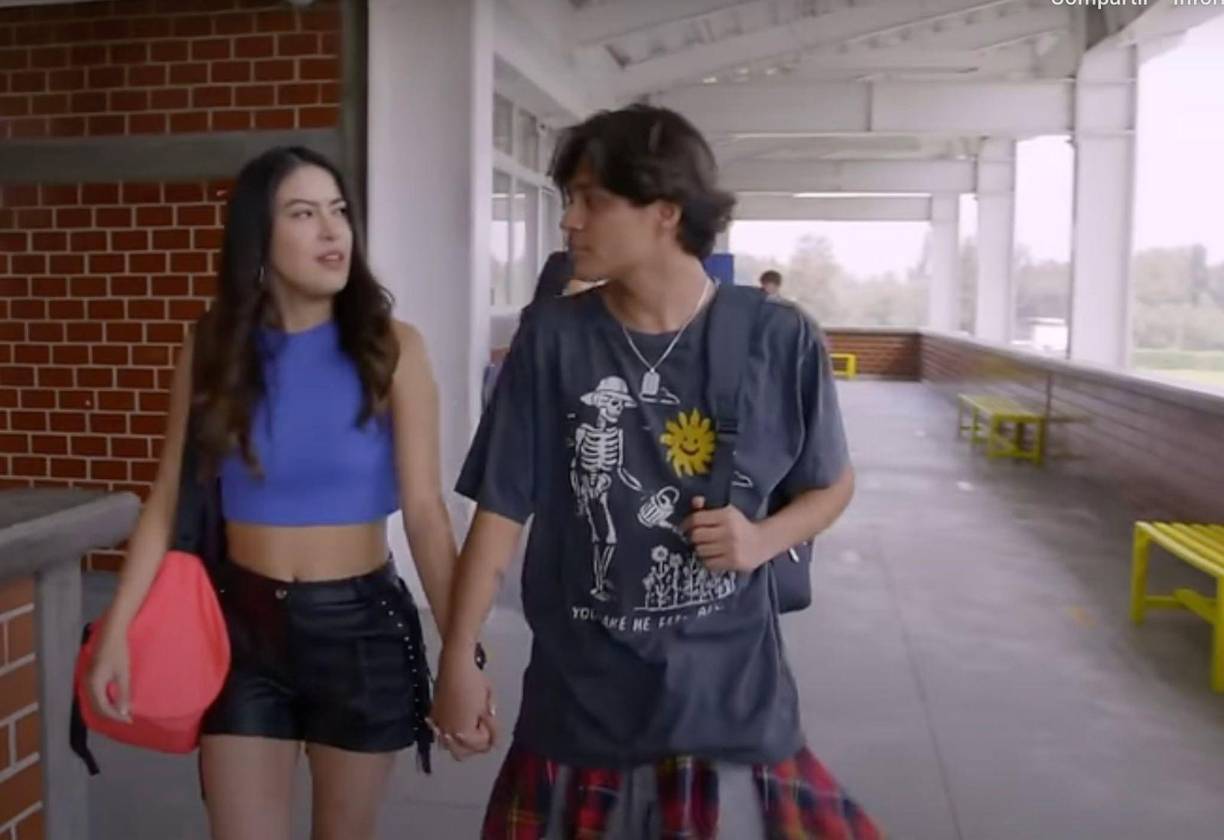 Los personajes principales se relacionan con los nombres de pila de los artistas, Tristán-Christian, Ángela-Angélica, Julia-Julieta.