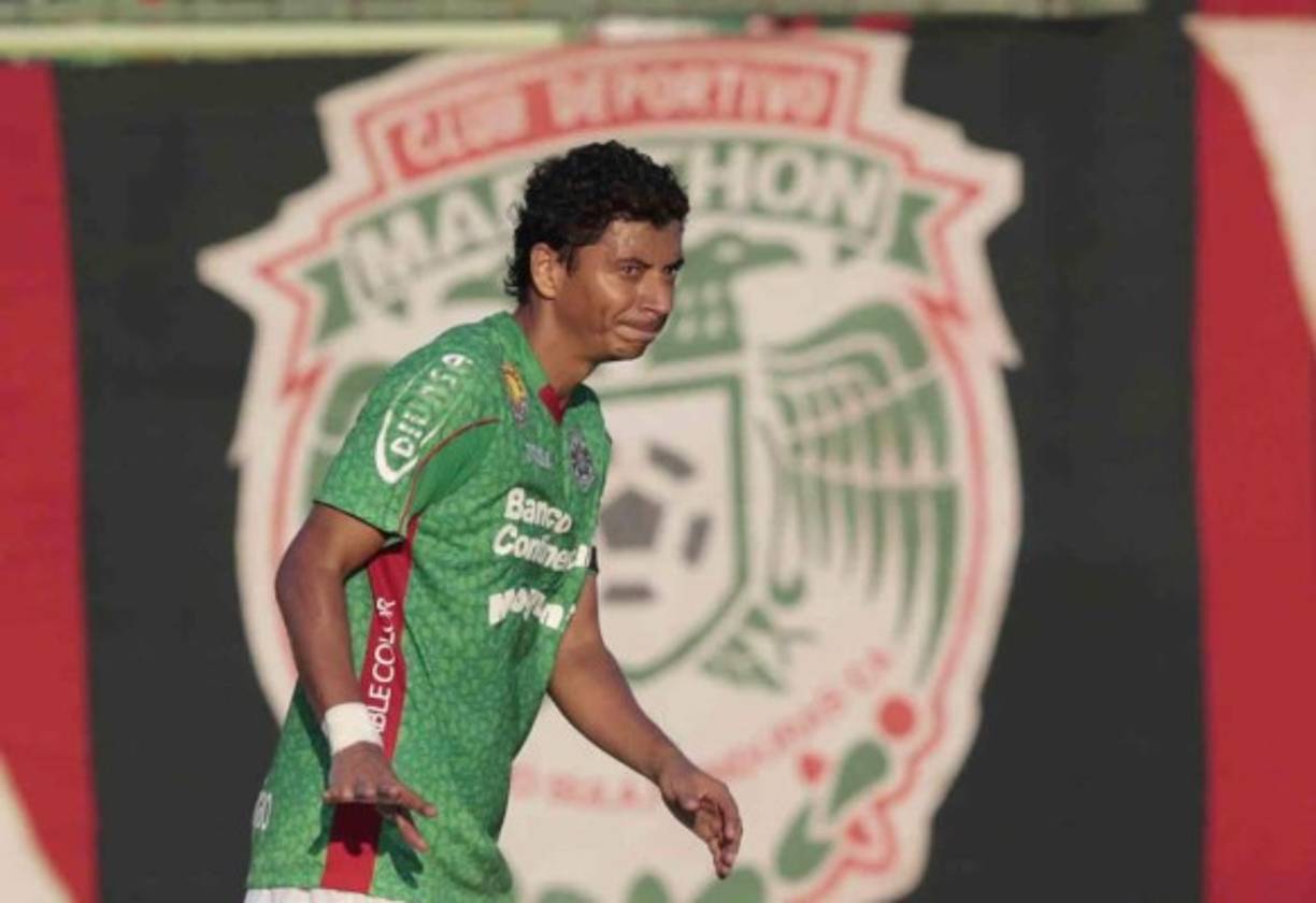 Mauricio Sabillón luce impotente .