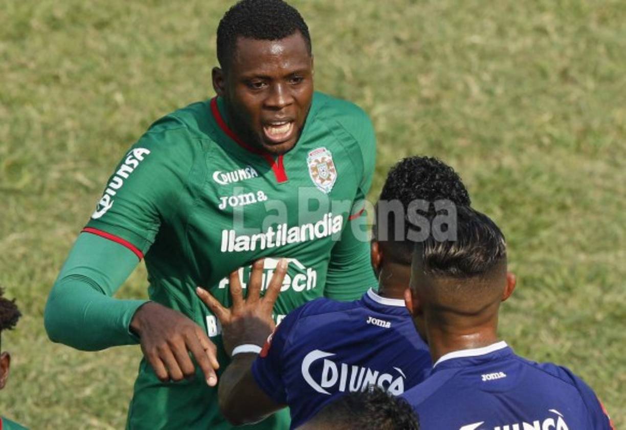 Yustin Arboleda.'Tengo contrato hasta diciembre, pero eso es fútbol. Hoy estas aquí y mañana no. Todo depende de lo que podamos hacer, dejamos todo en manos de Dios', dijo el delantero colombiano respecto a su futuro en el Marathón. En su momento el Olimpia lo pretendió.