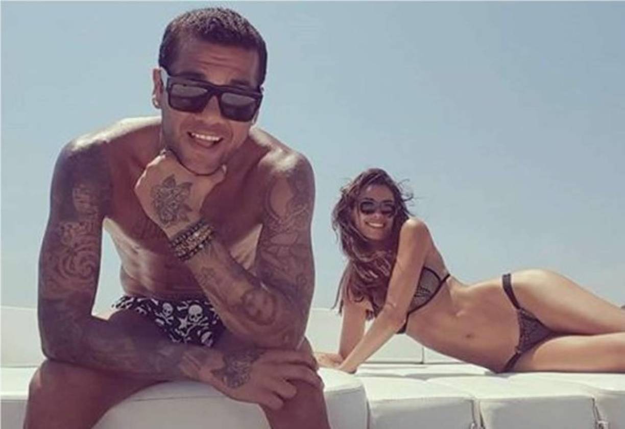 Dani Alves y Joana Sanz han disfrutado de unas cortas vacaciones.