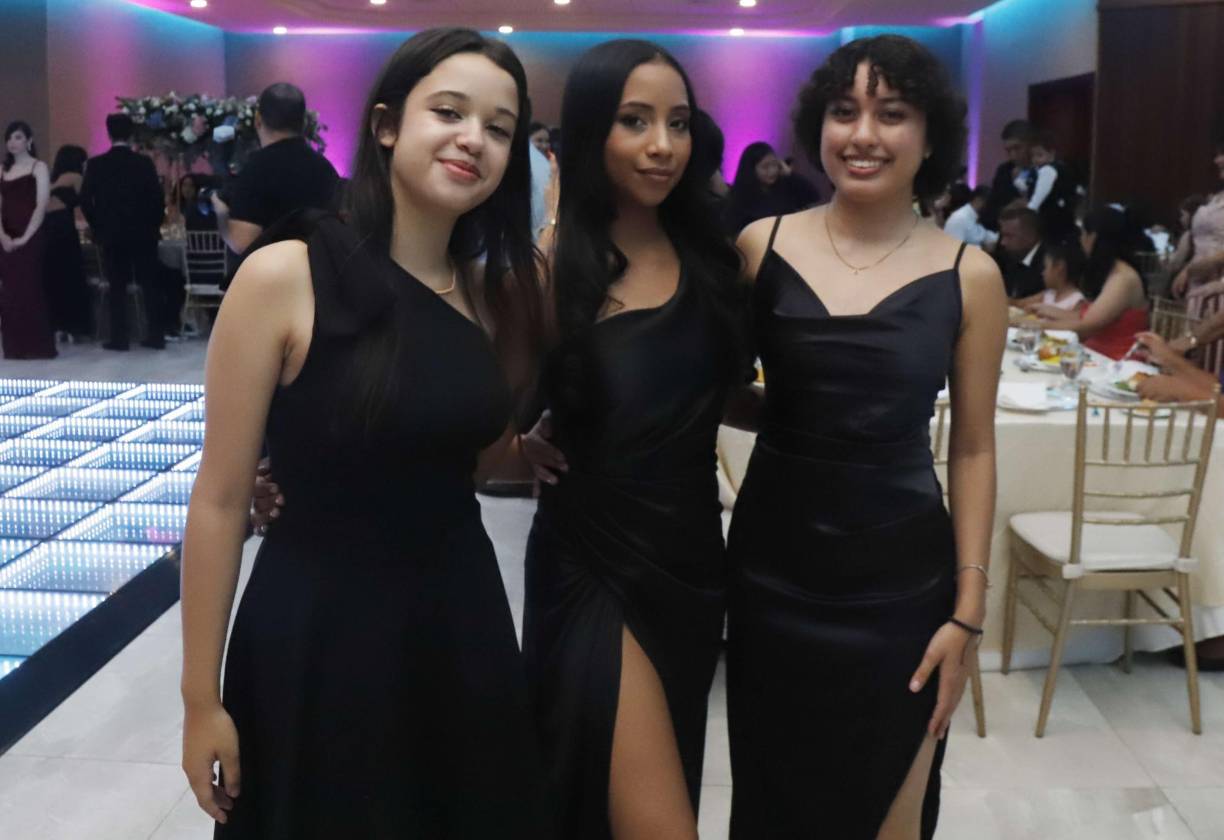 Amelie Bonilla, Britanny Salcedo y Katherine Jerezano