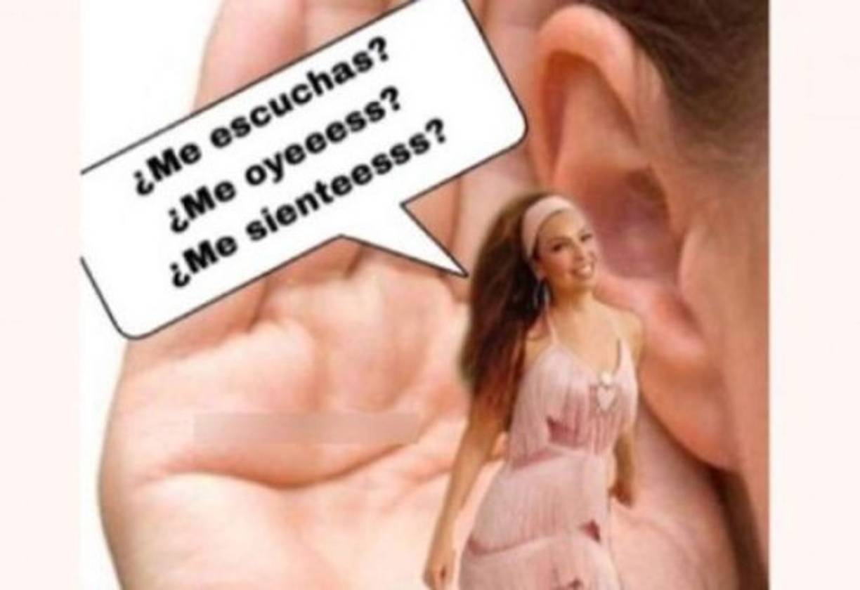 Me oyen, me escuchan<br/><br/>Thalia se convirtió en un divertido meme luego de que lanzara una serie de frases acompañadas de un 'bailecito' que ella mismo publicó en su cuenta de Facebook. 'Tenía un vestido muy llamativo que me invitó a moverme y hacer eso del 'Tikitiki' [risas].