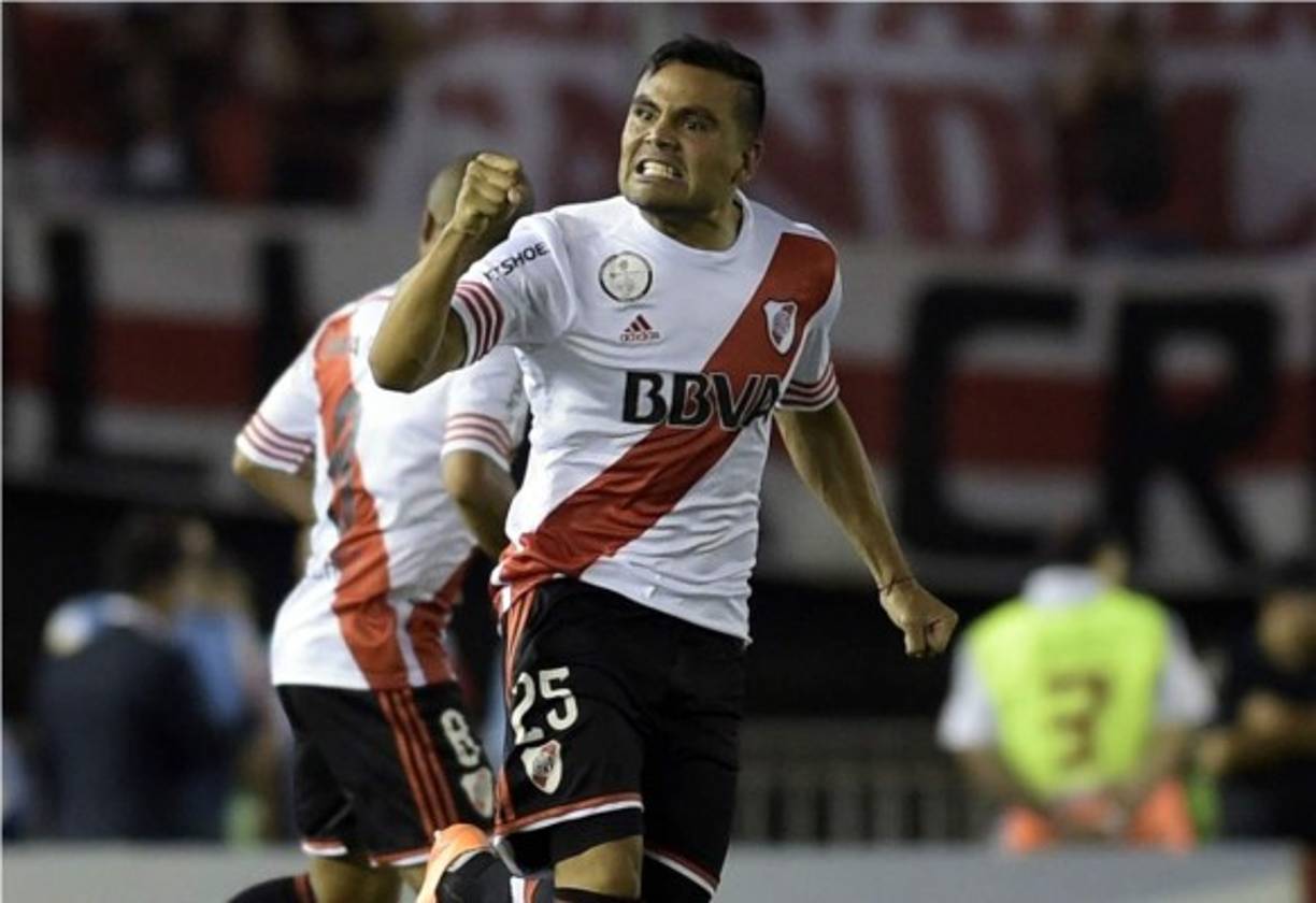 Gabriel Mercado celebrando su gol contra Atlético Nacional.