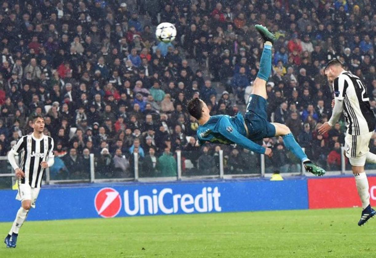 El segundo que marcó CR7 en el Juventus Stadium es uno de los mejores tantos de la temporada y seguramente de la carrera del jugador portugués. Un remate de tijera que Buffon ni vio.