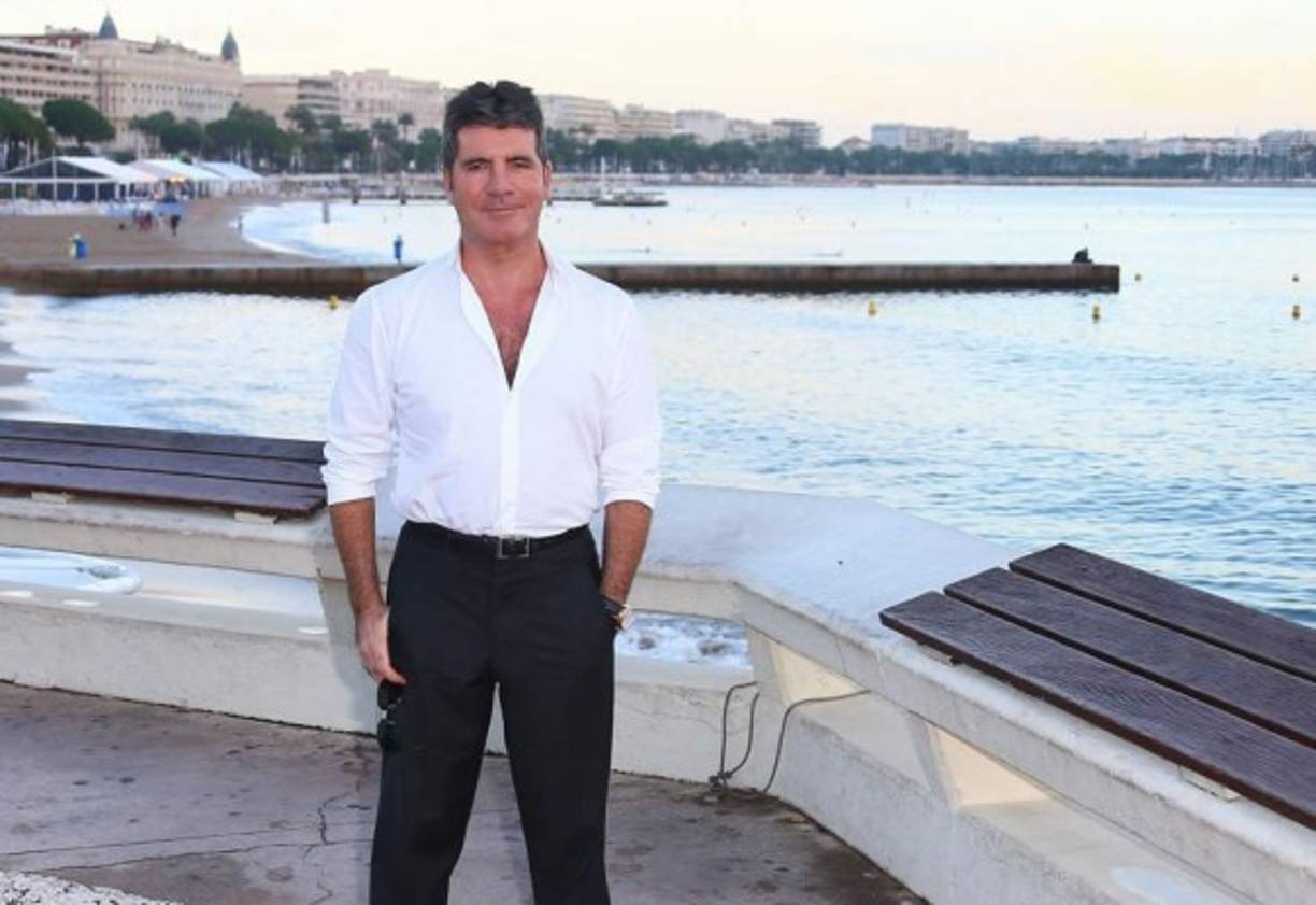 La fortuna de Cowell procede de la popularidad que sus programas -'Factor X' y la franquicia 'Got Talent'- poseen alrededor del mundo y de los ingresos de su discográfica Syco.