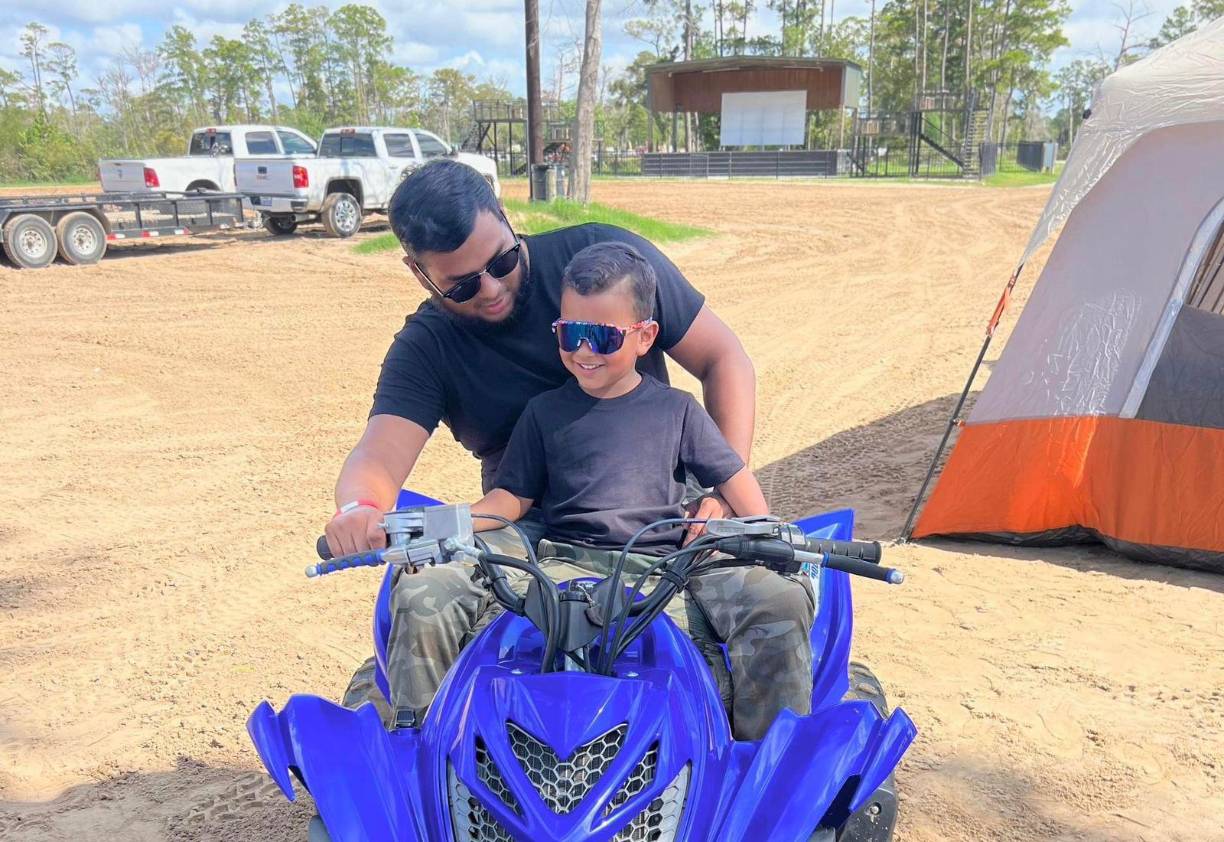 El yoreño era padre de un pequeño de unos 5 años de edad. 