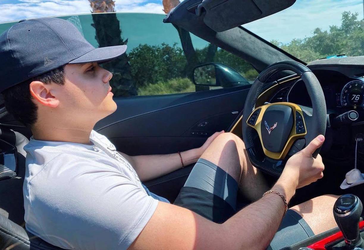 El famoso youtuber mexicano, Kevin Aarón Castro Cárdenas, habría sido secuestrado en las últimas horas en el aeropuerto de Culiacán, México. 