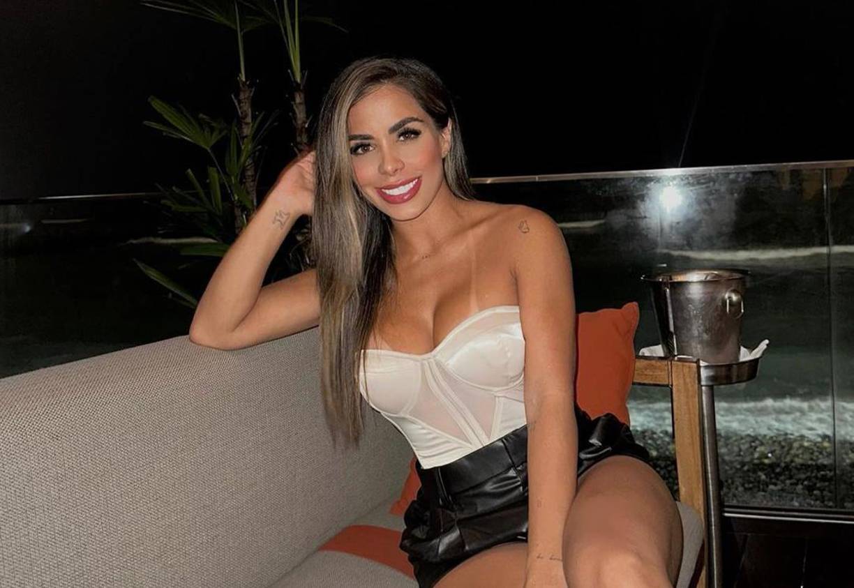 Tremendo escándalo se ha desatado en las últimas horas luego de que una chica publicó video erótico de un futbolista. 