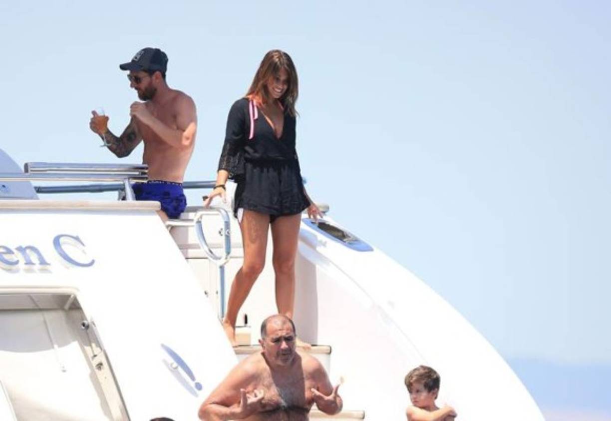 Antonella luce hermosa en Ibiza.