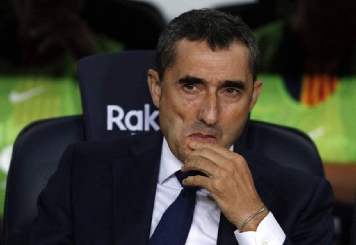 Ernesto Valverde, DT del Barcelona, sorprendió con su 11 titular al alinear de entrada a Lenglet, Arthur y Vidal. Dejaron en la banca a jugadores como Coutinho y Rakitic y le salió caro.
