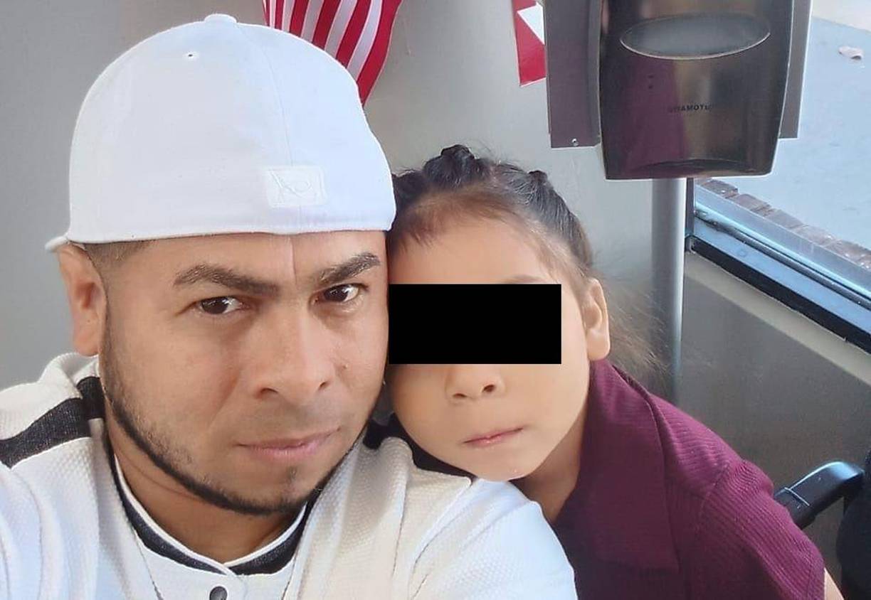 Además, era padre de una pequeña niña. 