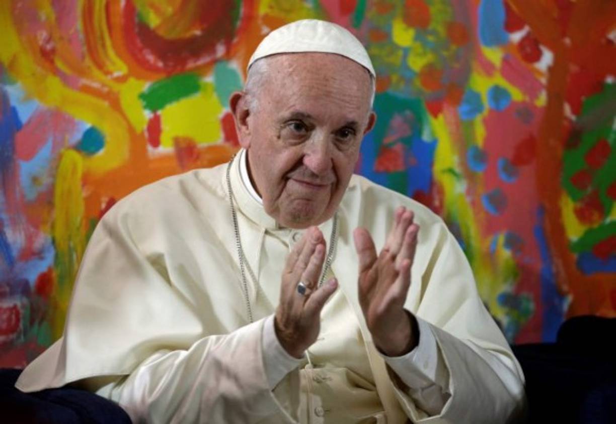 6. Papa Francisco: El Papa argentino sigue influyendo en los grandes temas de la escena mundial a la vez que prosigue con las polémicas reformas y modernización de la Iglesia Católica.