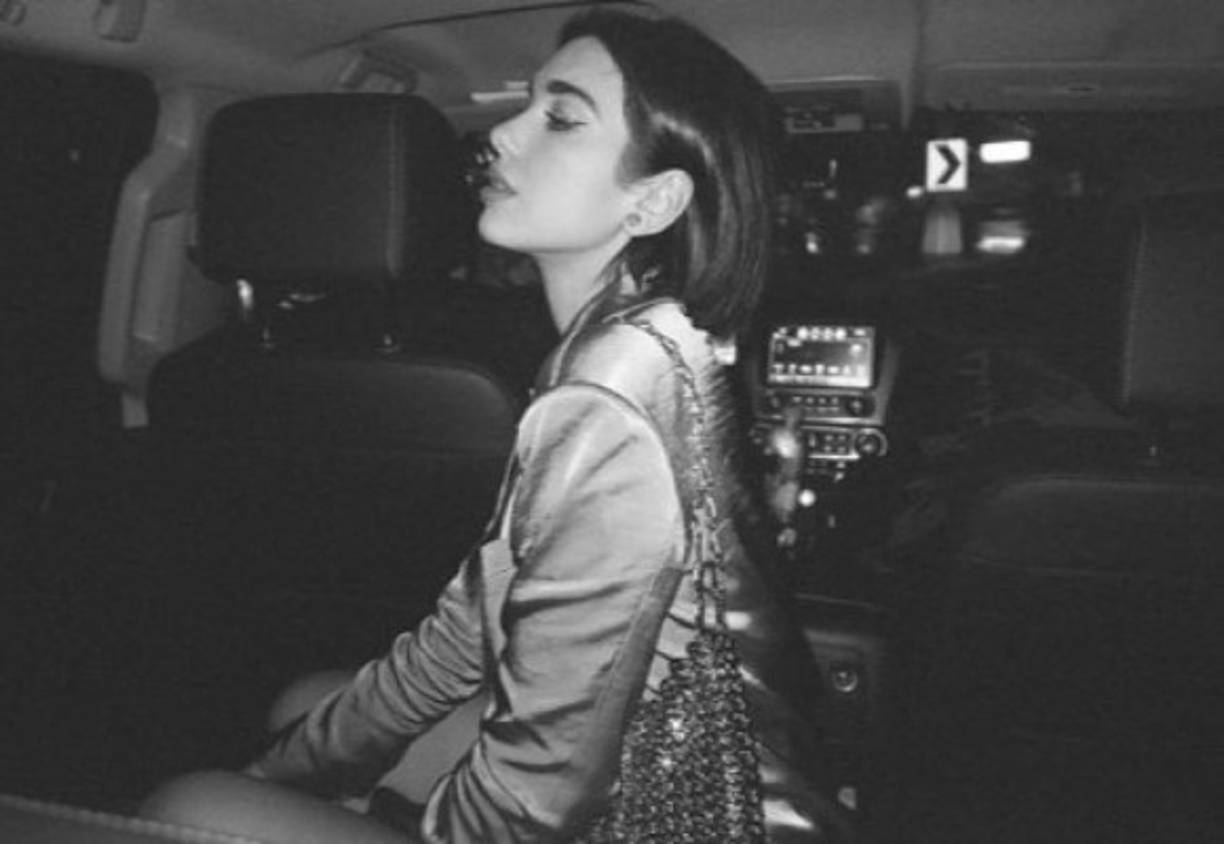 La diva del pop escribió en las fotos: 'Me arriesgo pero está bien'.