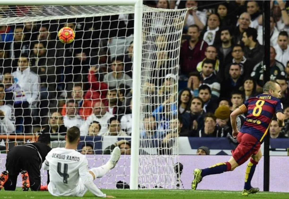 Iniesta anotó una joya de gol. Liquidaron al Real Madrid.