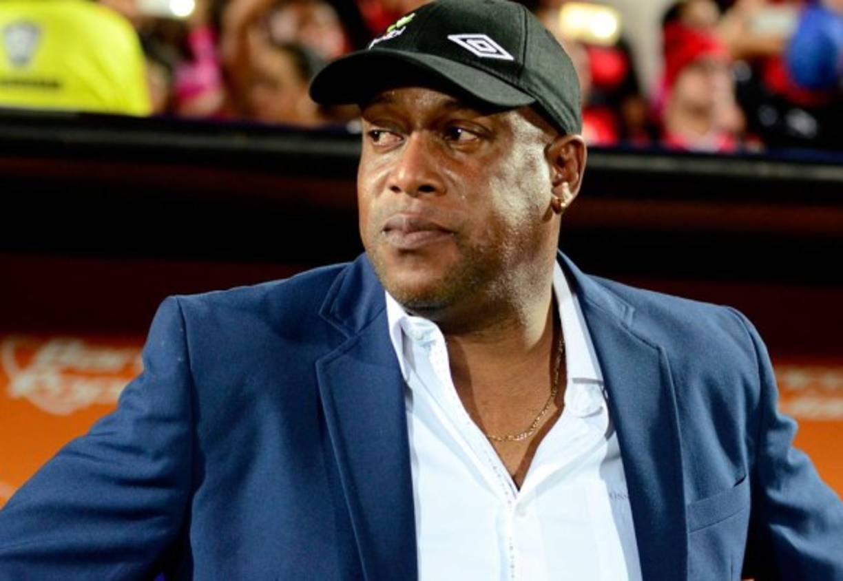 Hernán Medford: El entrenador tico estaría por llevarse a dos jugadores hondureños al Herediano de la Liga de Costa Rica. El volante Mario Martínez y el delantero Jerry Palacios son los futbolistas que quiere.
