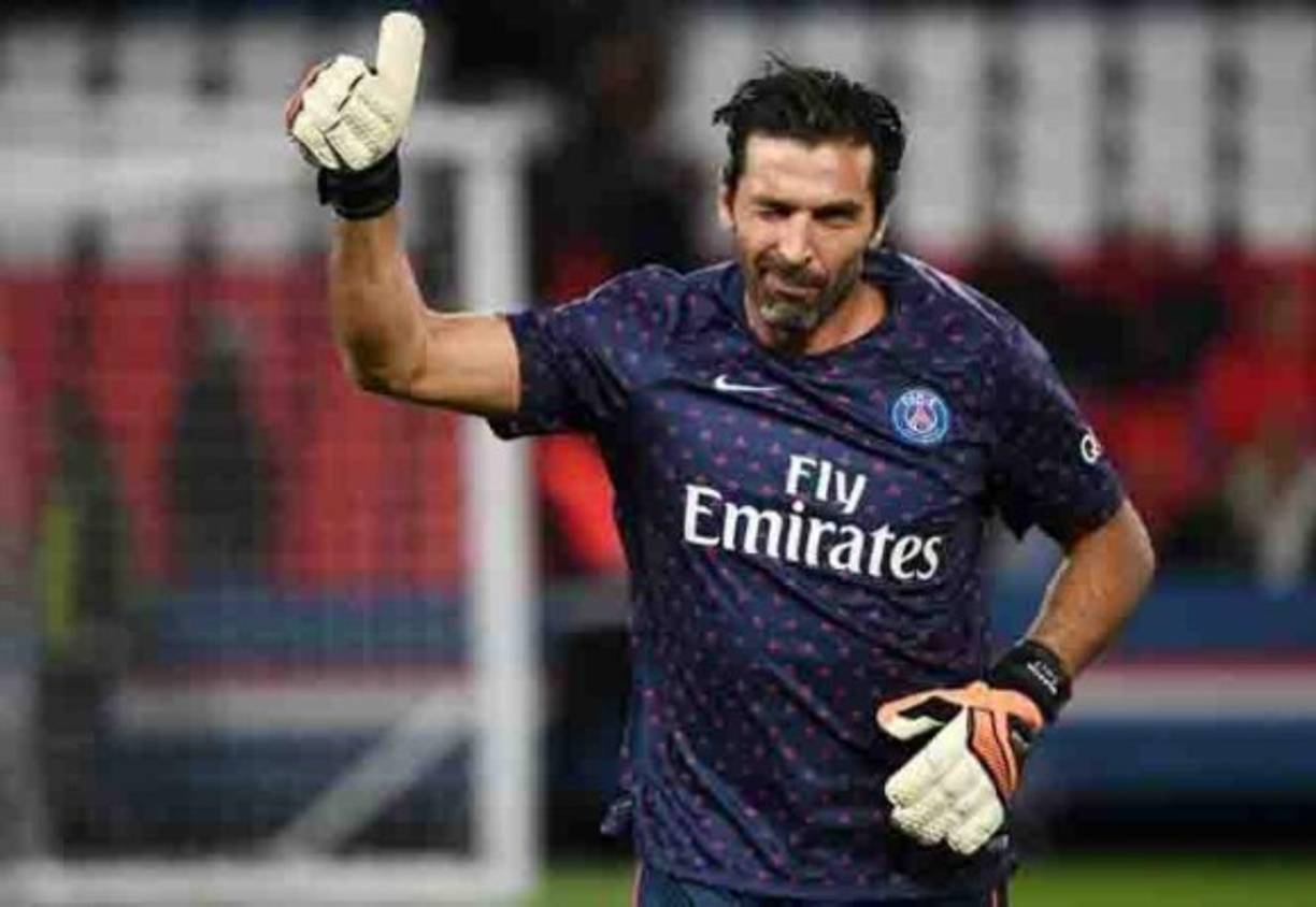 Grandes estrellas del fútbol terminan contrato en este 2019 ya son libres para negociar con cualquier club. Conocé a los cracks que pueden fichar gratis por otro equipo. Gianluigi Buffon, portero italiano del PSG, encabeza la lista.