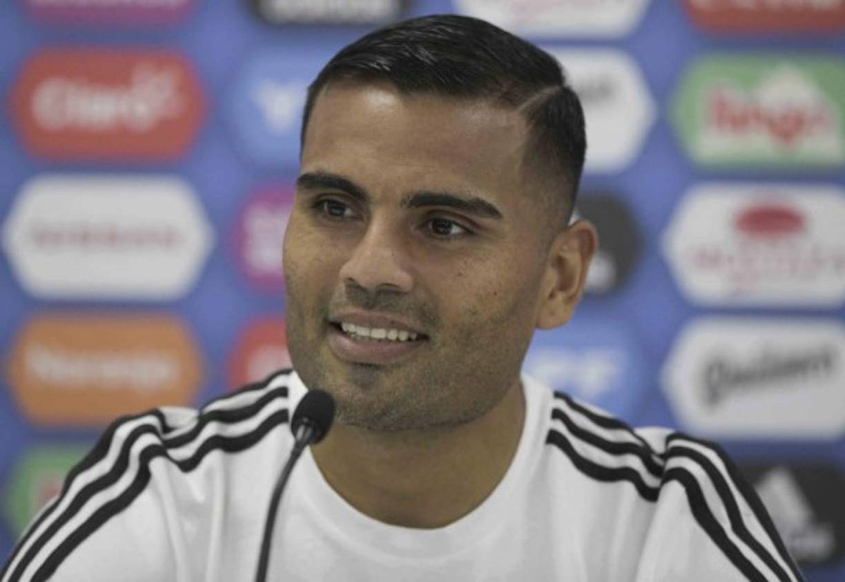 Gabriel Mercado: Será una de las novedades en el 11 titular de Argentina, el defensor del Sevilla estará ante Croacia en lugar de Marcos Rojo.