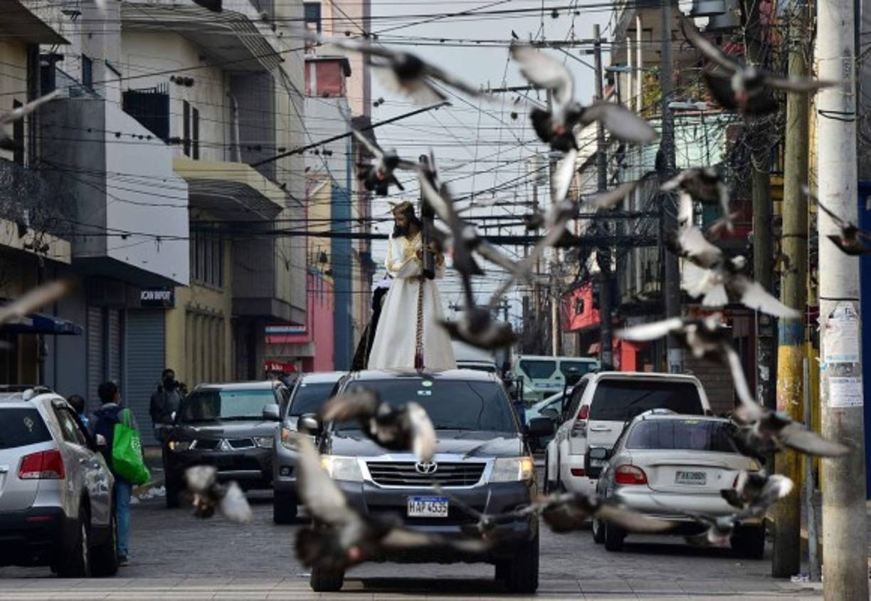 Honduras tiene una población de 9,3 millones de habitantes, de los que en su mayoría son católicos. AFP