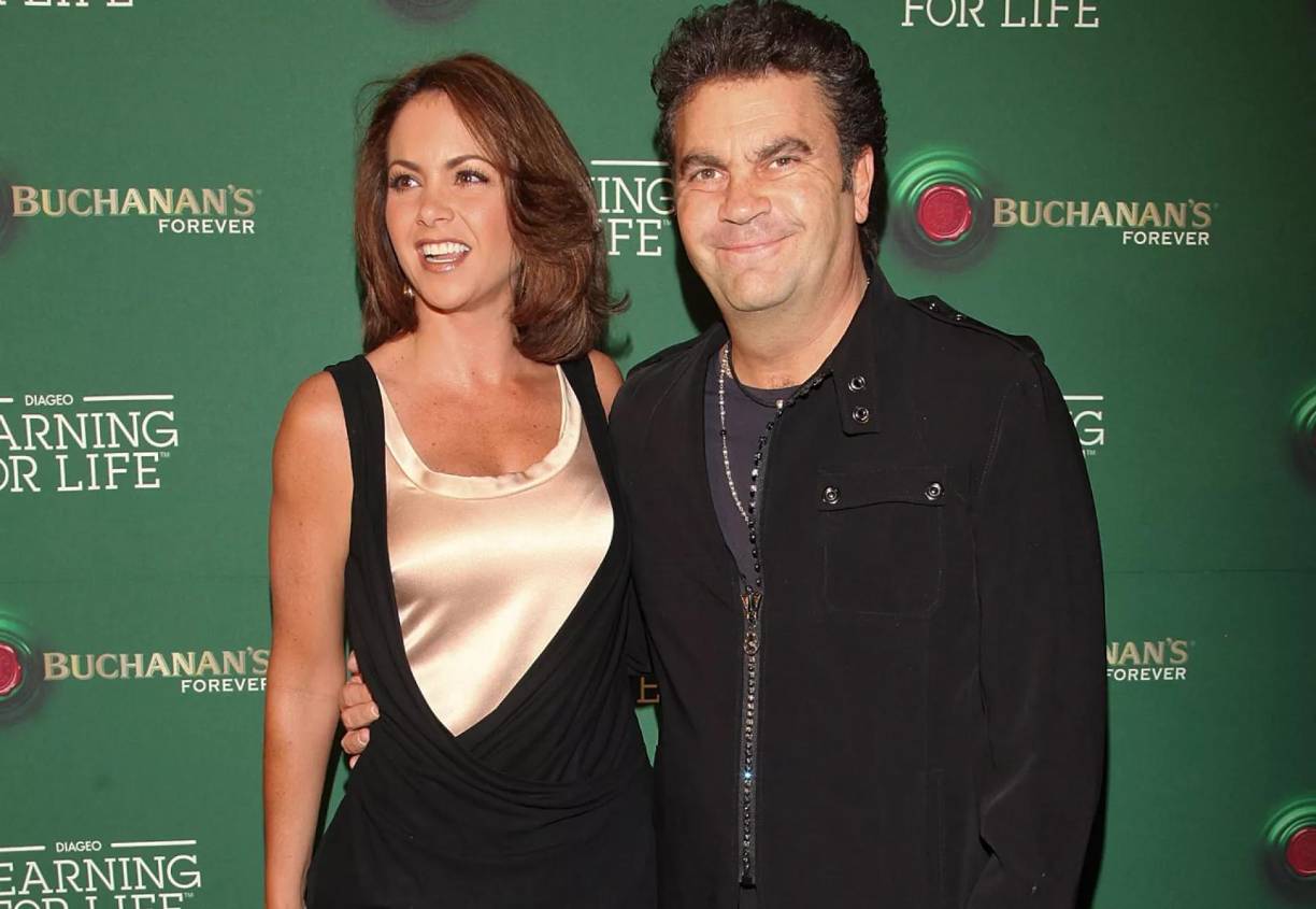 Aunque la mayoría del público sabe lo bien que se llevan, la cantante sorprendió al revelar detalles inéditos sobre su divorcio del padre de sus hijos durante una entrevista con Yordi Rosado en su canal de YouTube.