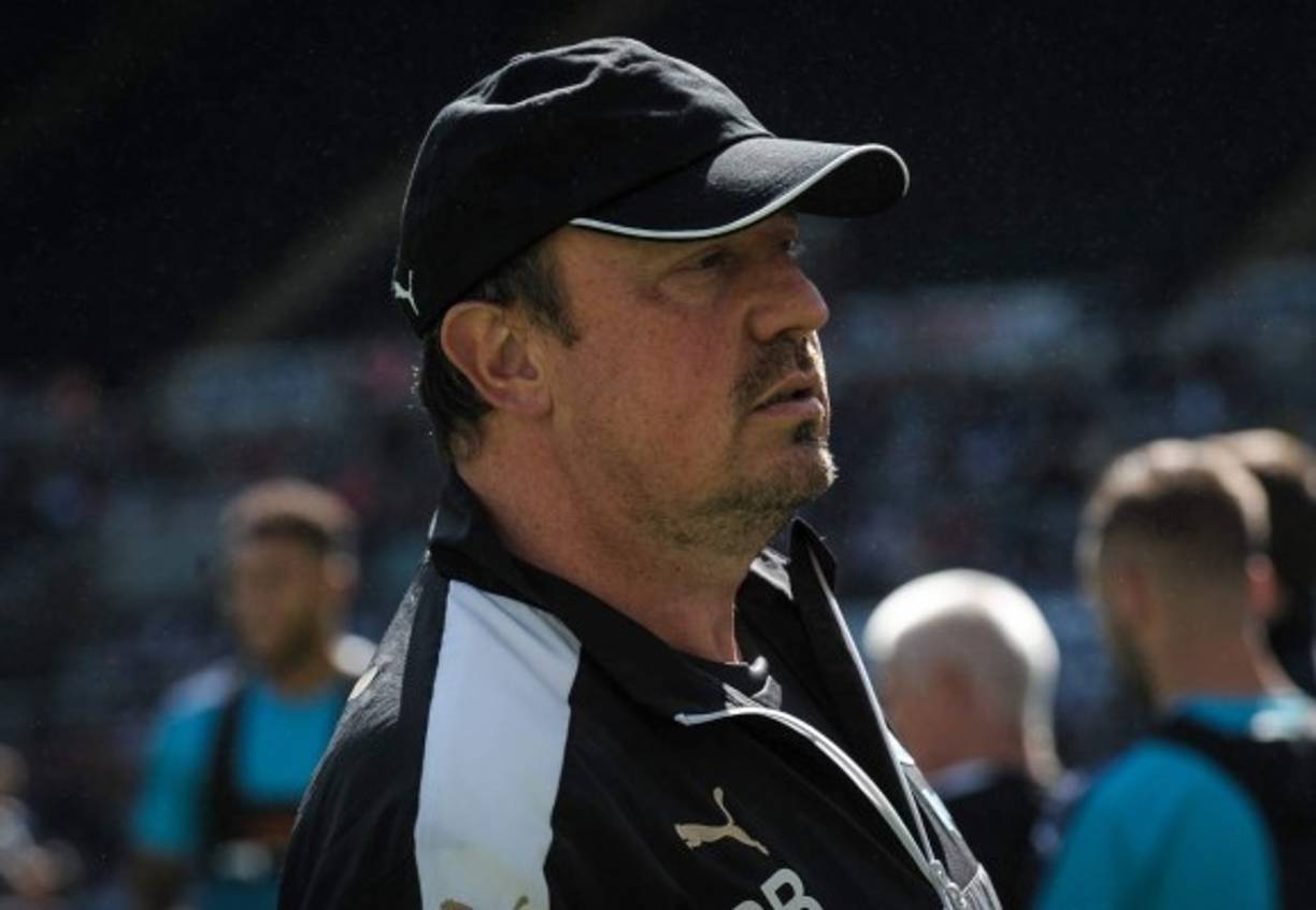 Según Daily Mail, el técnico Rafa Benítez podría abandonar el Newcastle al creer que el club inglés no va a cumplir las promesas que le hizo para reforzar adecuadamante la plantilla.