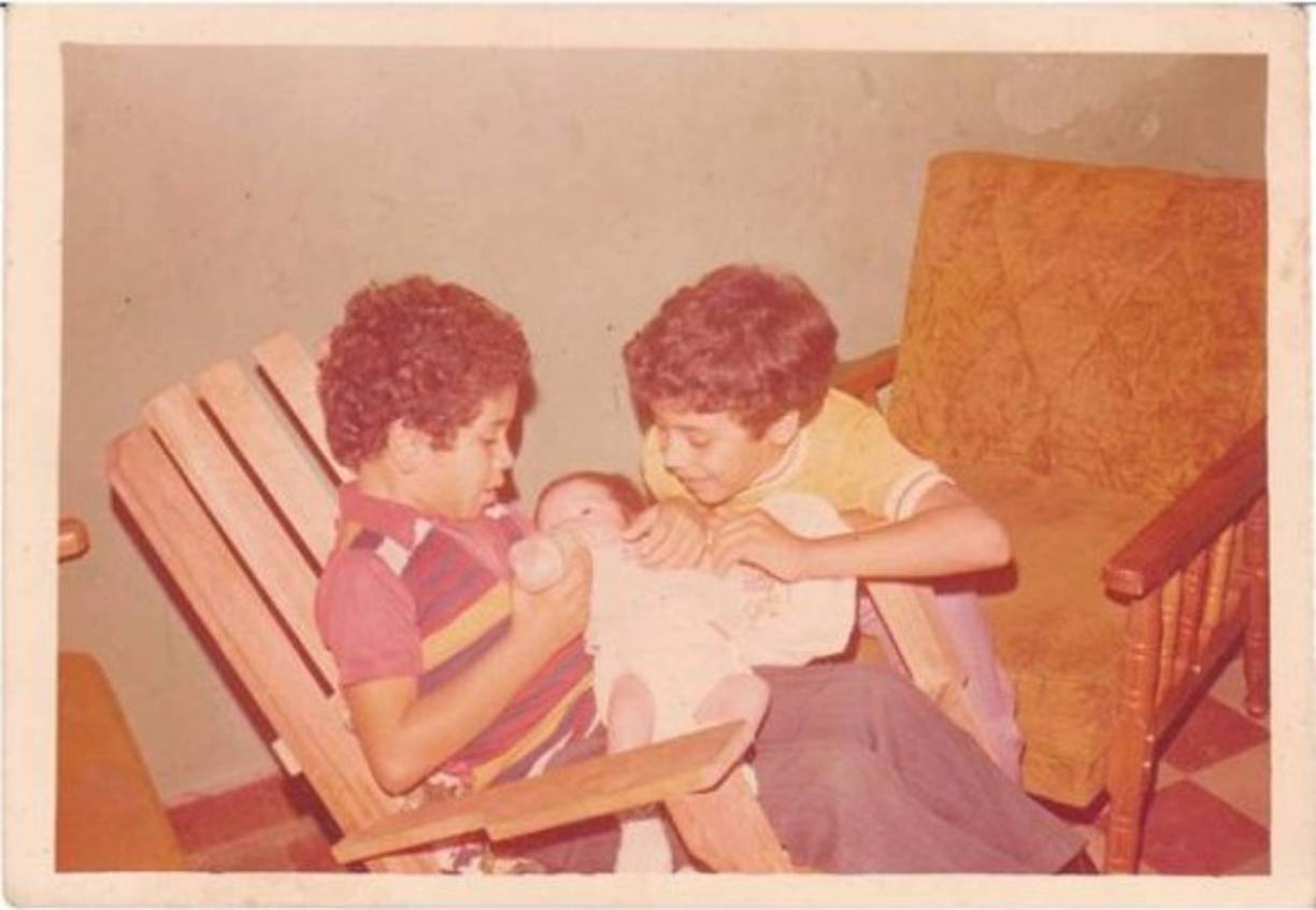 Los famosos presentadores y Dj´s sampedranos Allan y Gustavo Vallecillo.