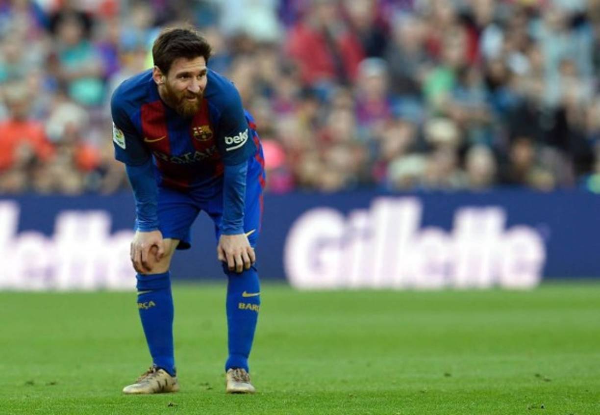 El vicepresidente del Barcelona, Jordi Mestre, ha asegurado que la renovación de Lionel Messi, que finaliza contrato con el club azulgrana el 30 de junio de 2018, 'está muy bien encarrilada' y que se encuentra 'en la recta final'. 'En pocos días esperamos que esté todo arreglado', ha declarado a TV3 el directivo responsable del área deportiva después de la victoria del Barça ante el Villarreal (4-1).