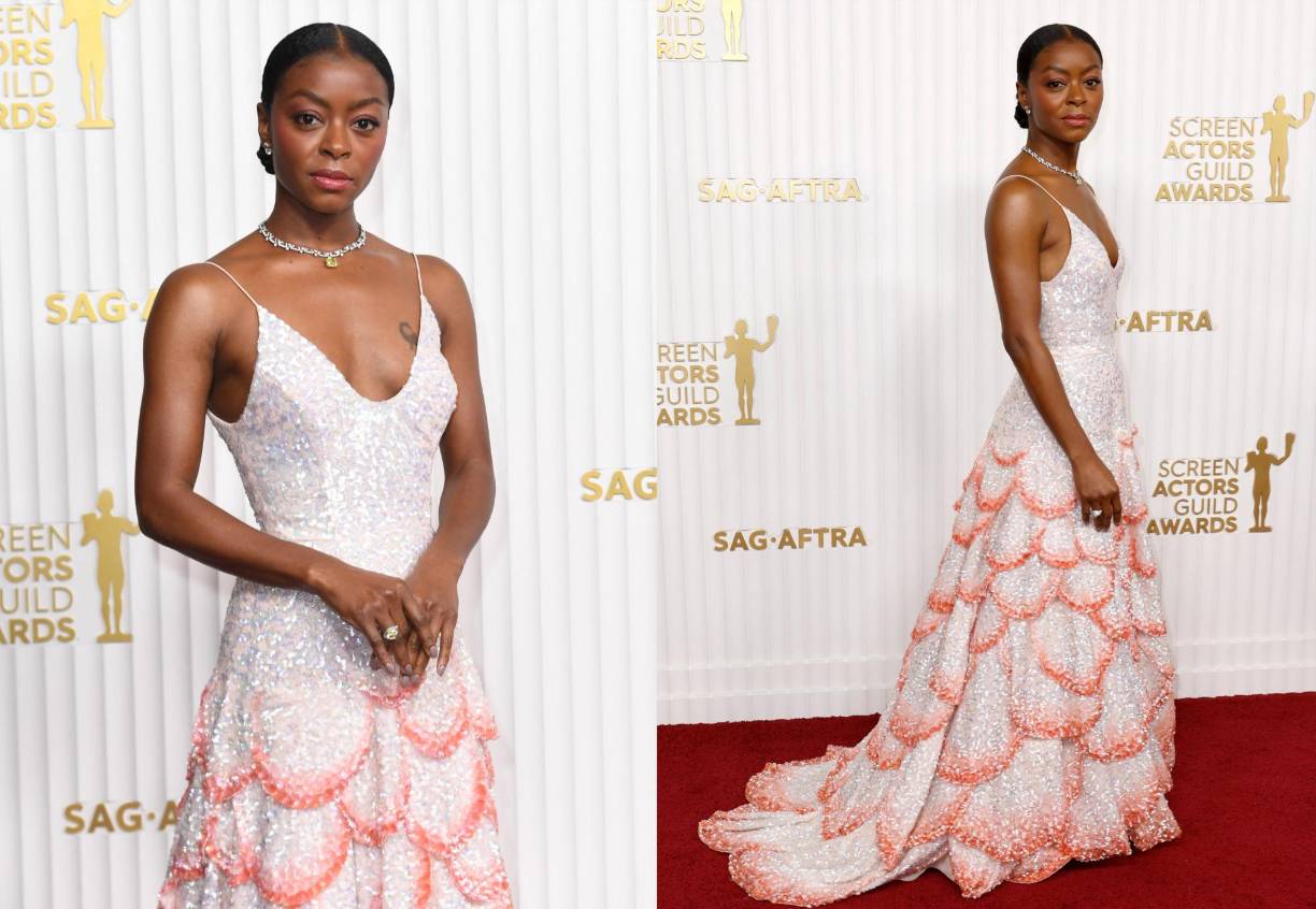 Danielle Deadwyler, muy hermosa con este delicado diseno de Louis Vuitton. 