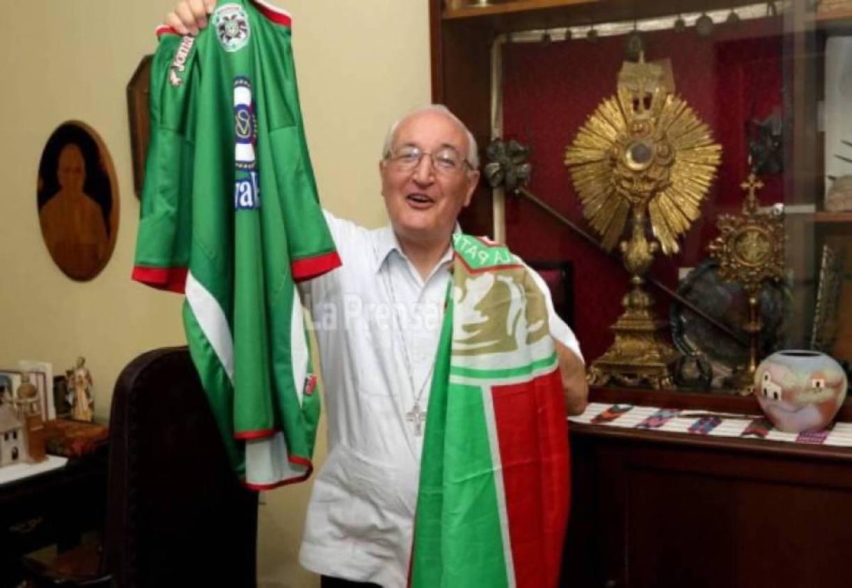 Ángel Garachana, que fue obispo de la Diócesis de San Pedro Sula, es seguidor del Marathón.