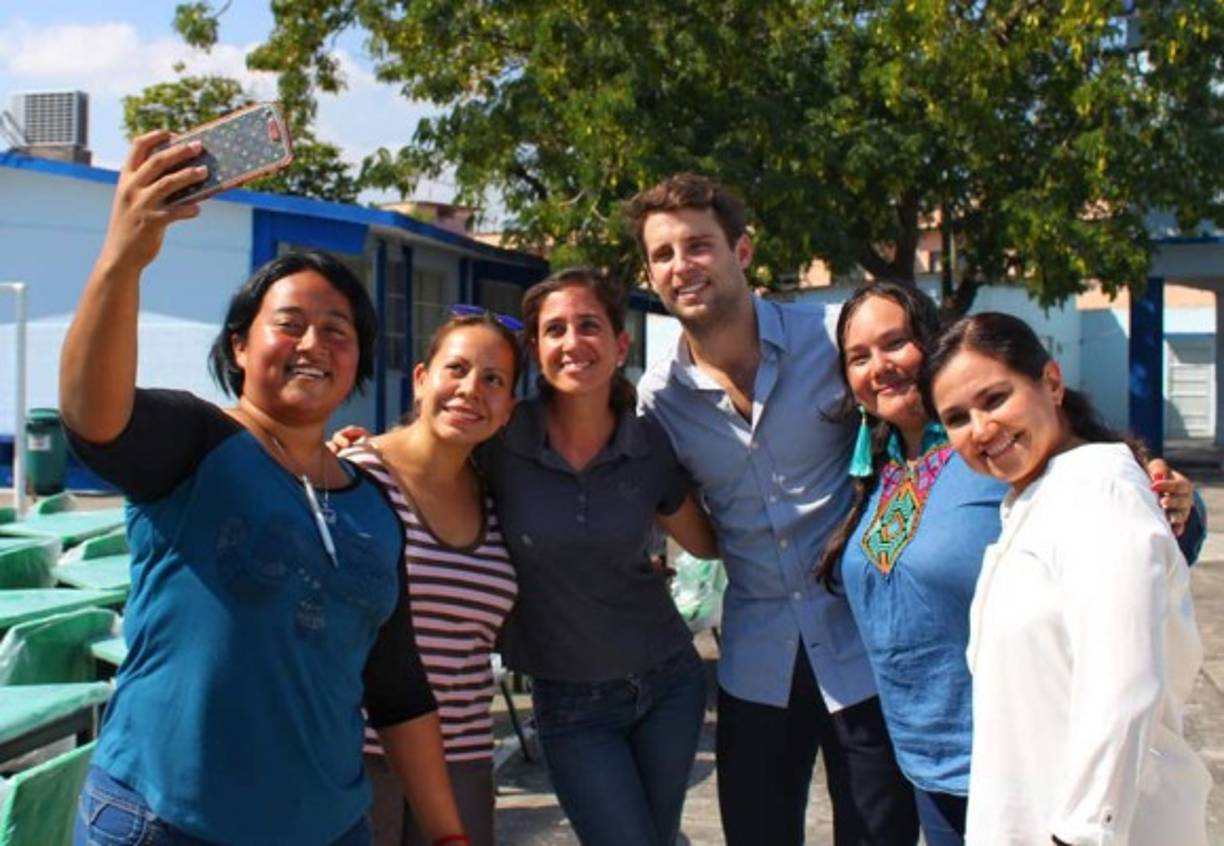 El político, que tiene más de 90 mil seguidores en Facebook, apuesta a las redes sociales para proyectarse.