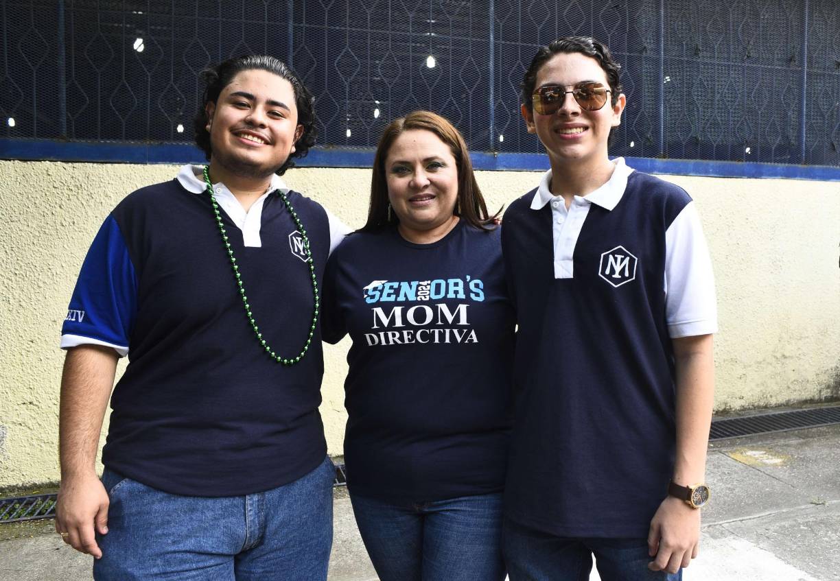 Joshua Peña, Eny Reyes y Cristhian Reyes Botto