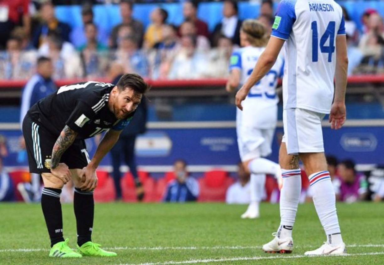 Parece que el crack del Barcelona en el debut en Rusia no ha podido absorber la fuerte presión por la exigencia de tener que revertir la serie de tres finales consecutivas perdidas (el Mundial-2014 y las ediciones 2015 y 2016 de la Copa América).