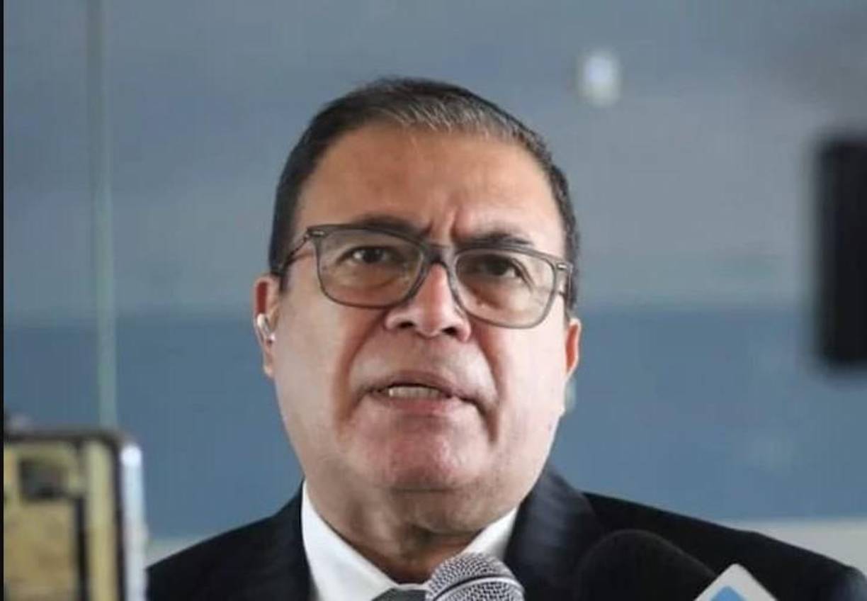 Tras darse cuenta de su error, a los días Cerrato pidió disculpas públicamente. Sin embargo, ahora vuelve a ser criticado al aseverar que la canastas básica cuesta menos de ocho mil lempiras.